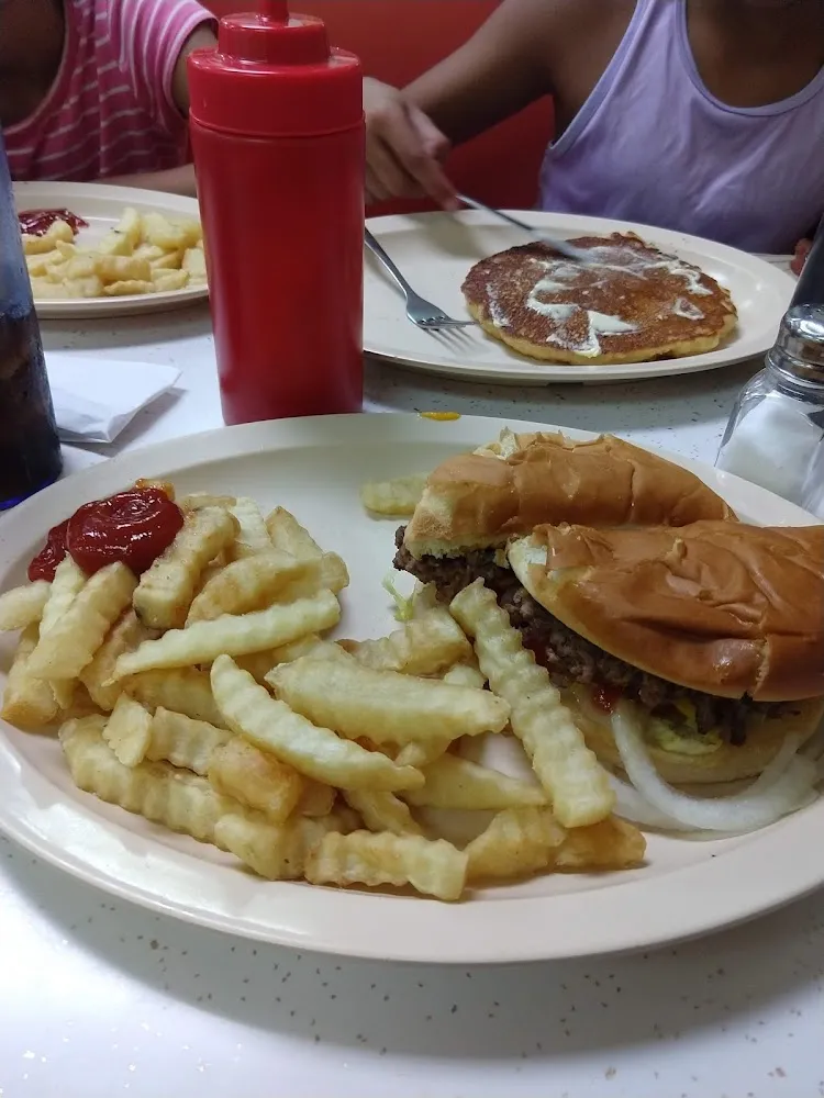 Wagon Wheel Barbecue Cobb Salad